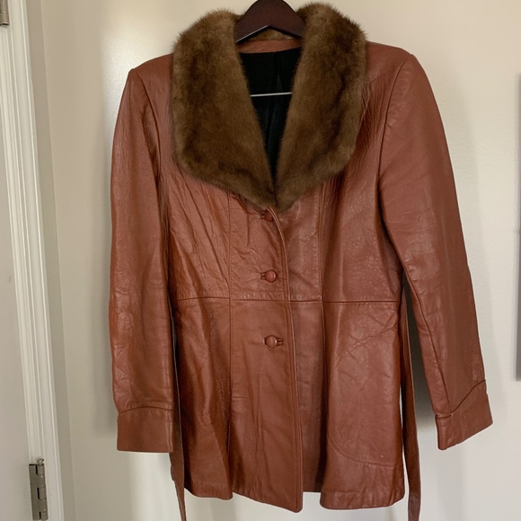 Jackets & Blazers - Vintage leather coat with fur collar